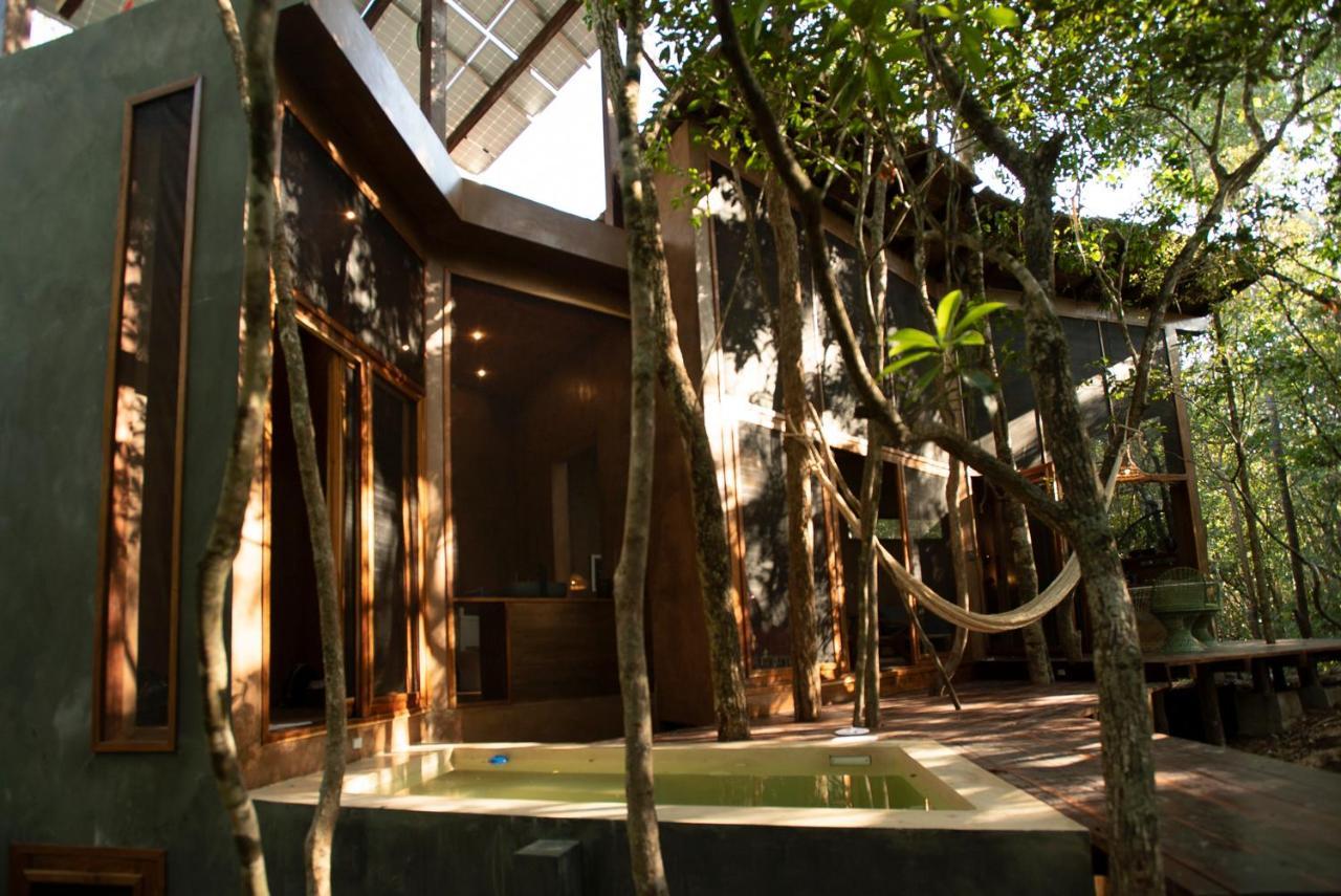 Ojo De Arbol, Boutique Cabin In The Real Jungle 图卢姆 外观 照片
